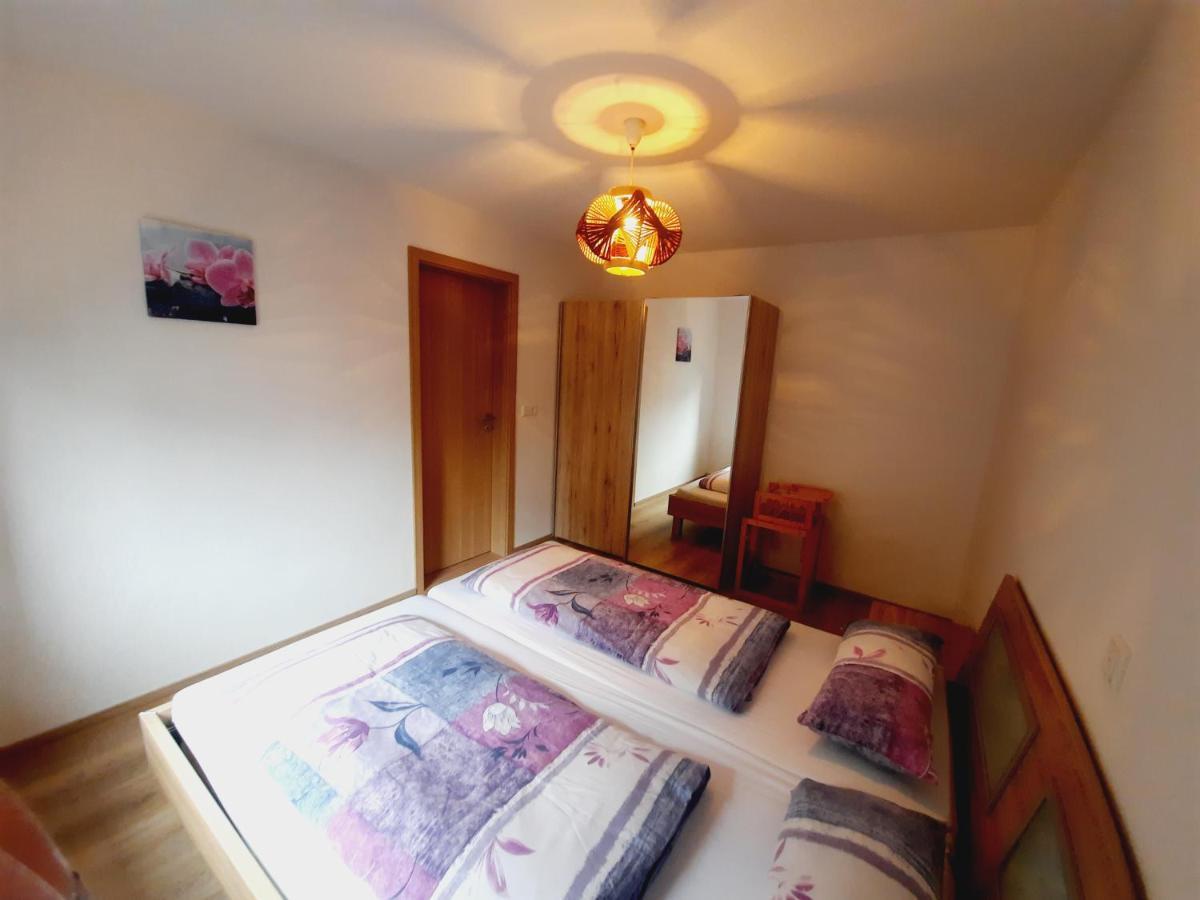Unsere Ferienwohnung In Lengenfeld. מראה חיצוני תמונה